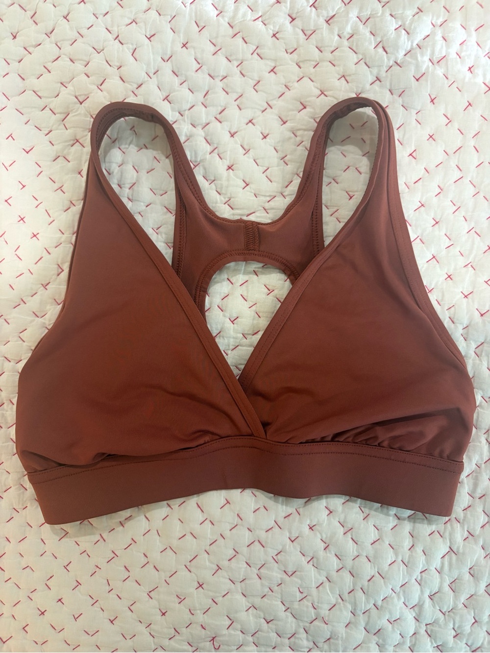 🏃‍♀️🏃‍♀️Women’s Handful Wireless Scoop-Back Bralette in Rust Color- Small